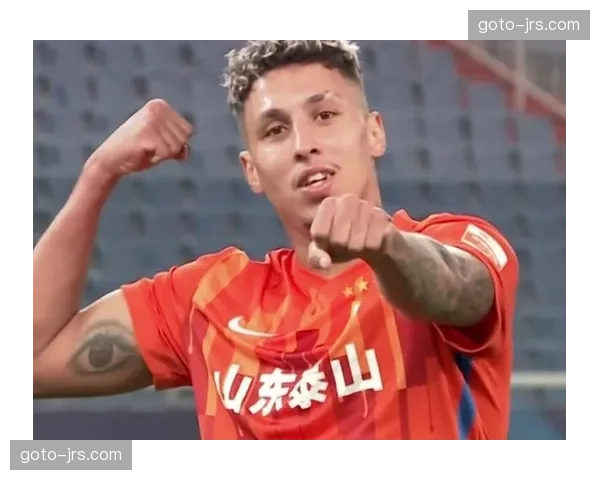 辽宁铁人面对泰山全面被动 防守体系难以限制对手边中结合